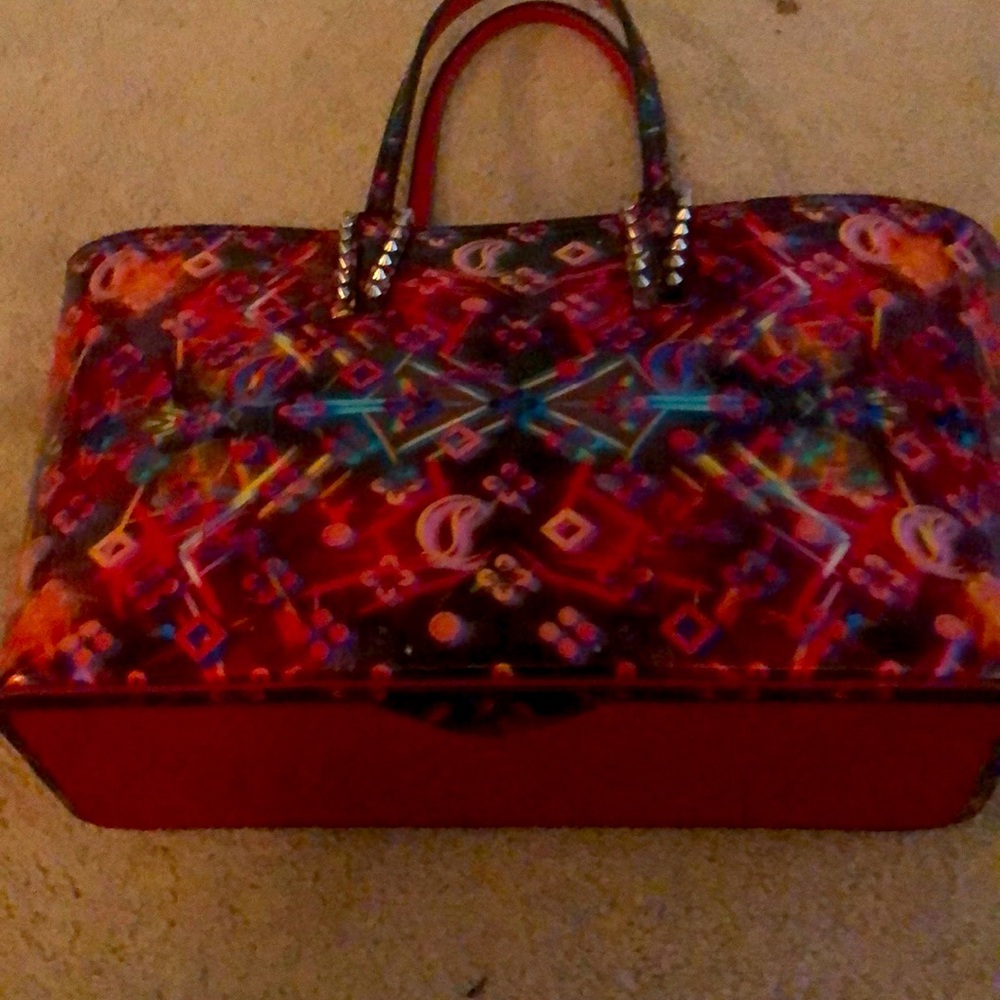 100%   Authentic Louis Vuitton purse very rare
